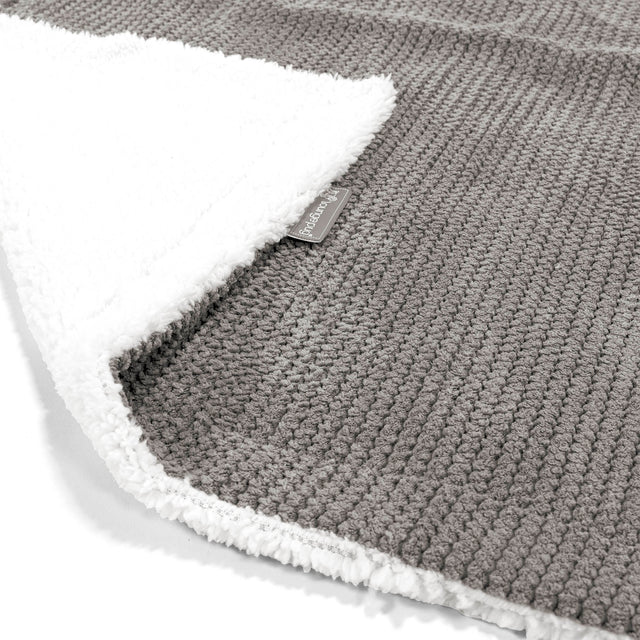 Sherpa Throw / Blanket - Pom Pom Charcoal Grey 02