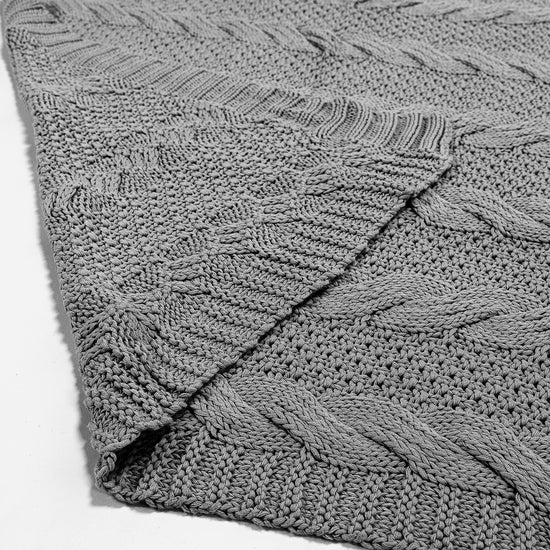 Throw / Blanket - Knitted Cable Grey 02