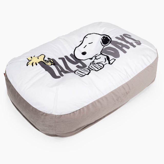 Snoopy Sloucher Medium Dog Bed - Lazy 01