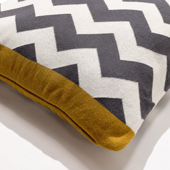 Scatter Cushion 45 x 45cm - 100% Cotton Aztec 02