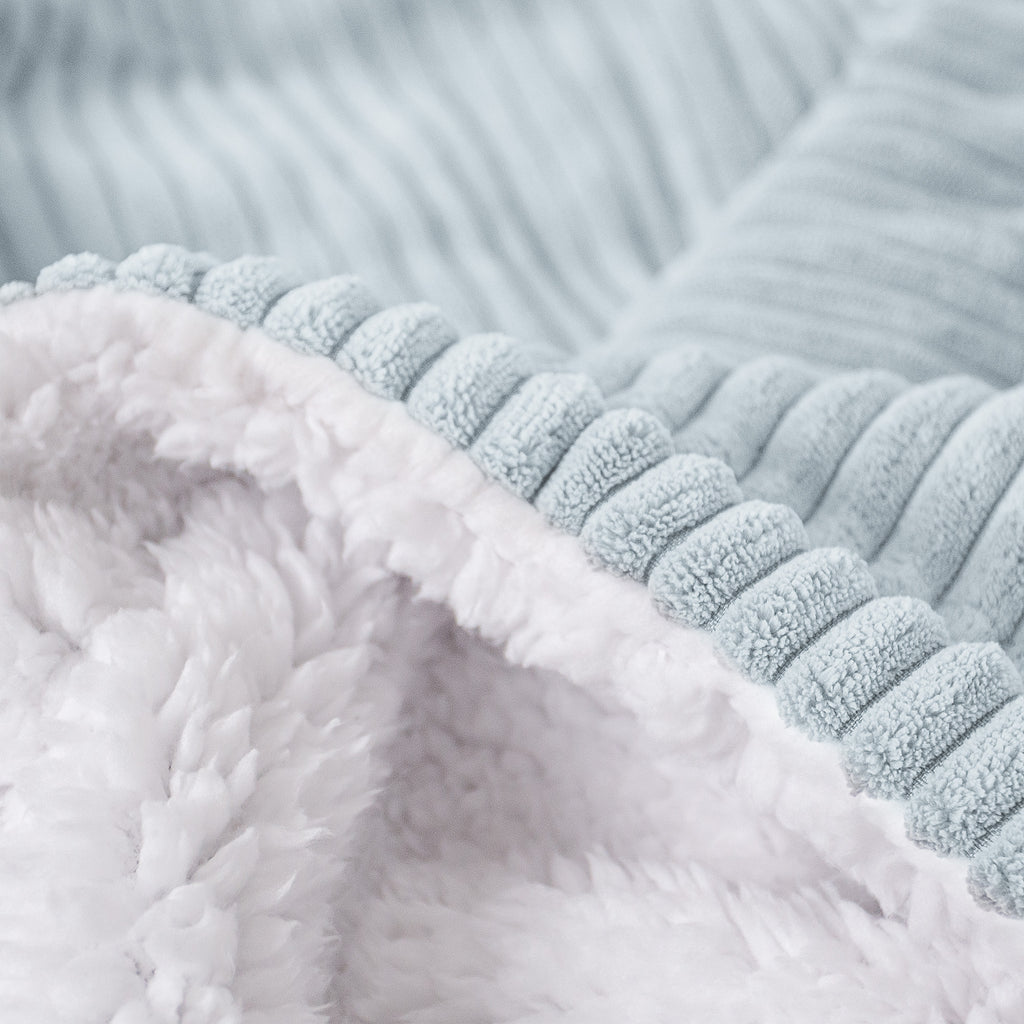 Sherpa Throw / Blanket - Cord Baby Blue 04