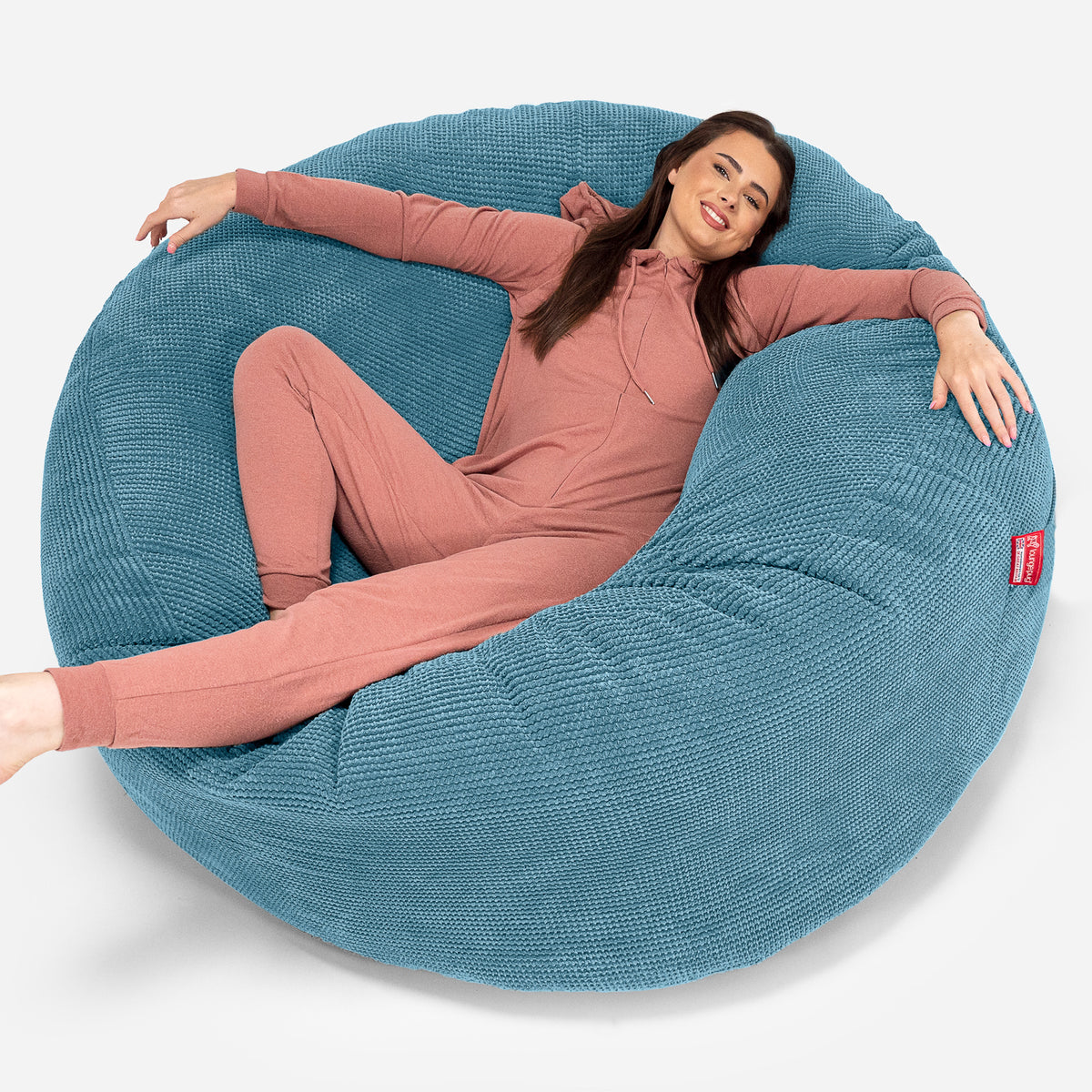 Lounge shop pug mammoth