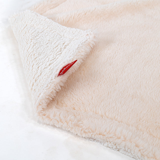 Sherpa Throw / Blanket - Teddy Faux Fur Cream 03