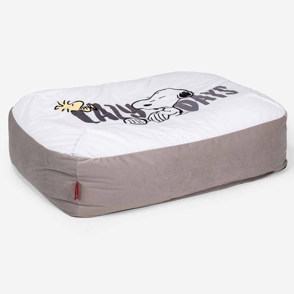 Snoopy Sloucher Large Dog Bed - Lazy 02