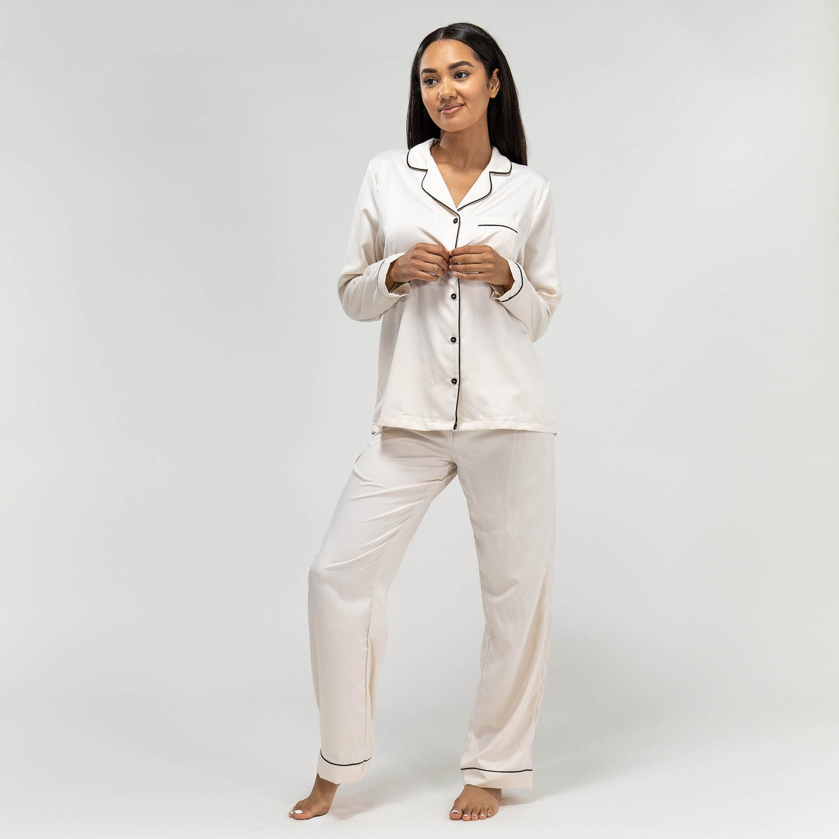 Cream silk pyjamas clearance